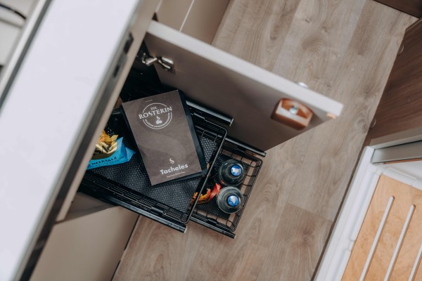 Carado Camper Van Küchenauszug 