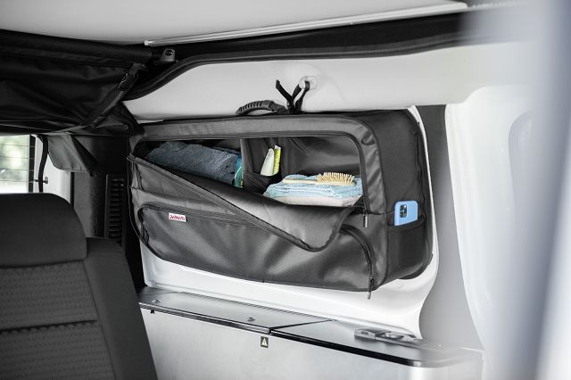 CROSSCAMP / Dethleffs Globevan Ford Fenstertasche Beifahrerseite