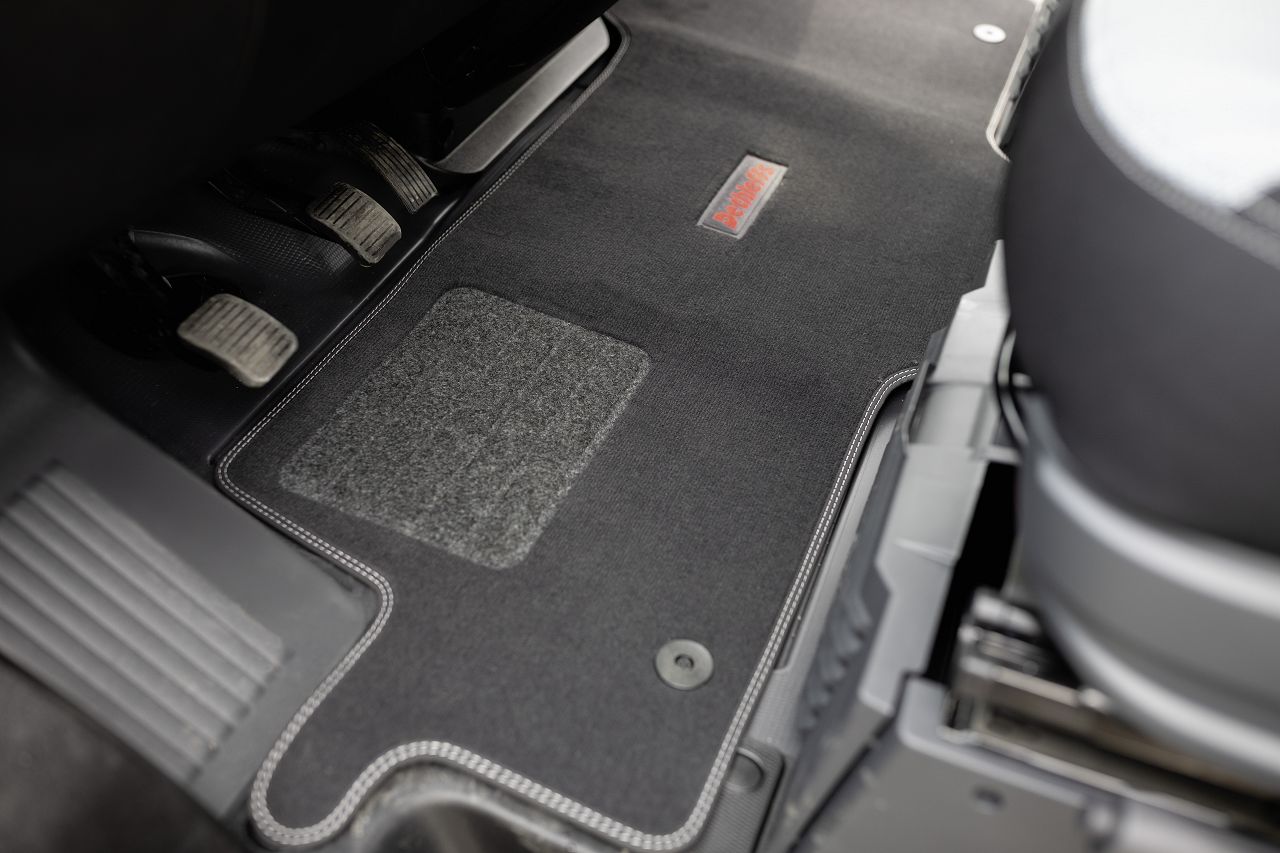 Dethleffs Fahrerhausteppich für Teilintegrierte- & Alkoven-Modelle auf Fiat und CITROEN ab MJ2020