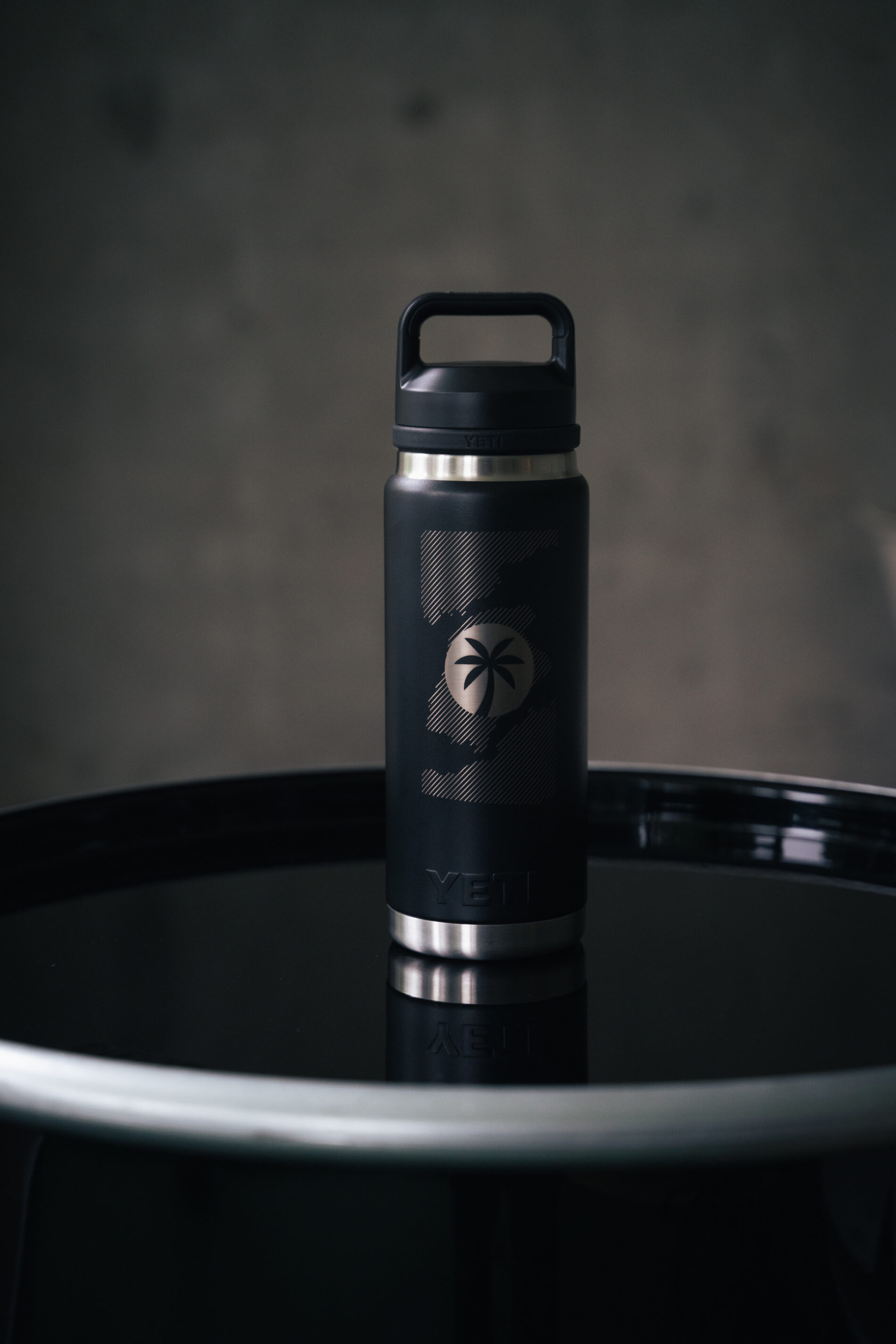 Sunlight × YETI  Trinkflasche 769 ml (schwarz)